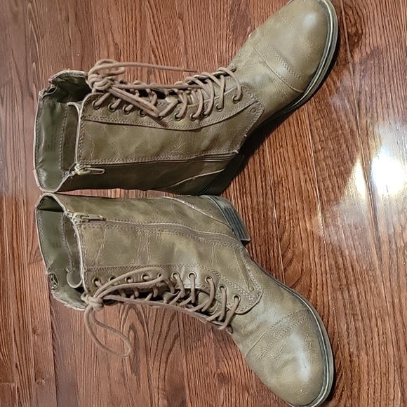 Rampage brown combat boots, GUC🎉🤎🎊🤎 - Picture 3 of 7